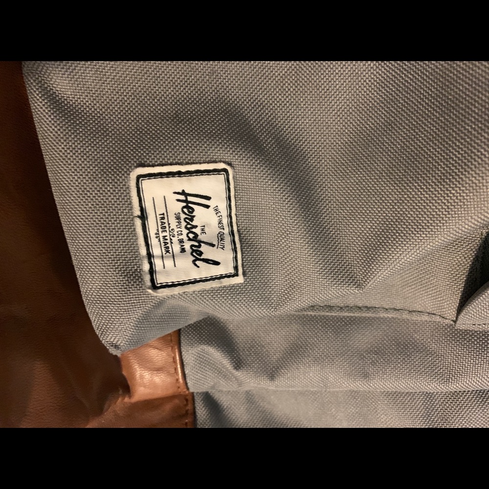 Backpack - Picture 3 of 4